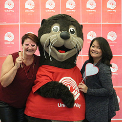 18-150.11_Web_Redesign_Widget_Image_EmployeeGiving_250x2502 18-150.11_Web_Redesign_Widget_Image_EmployeeGiving_250x2502